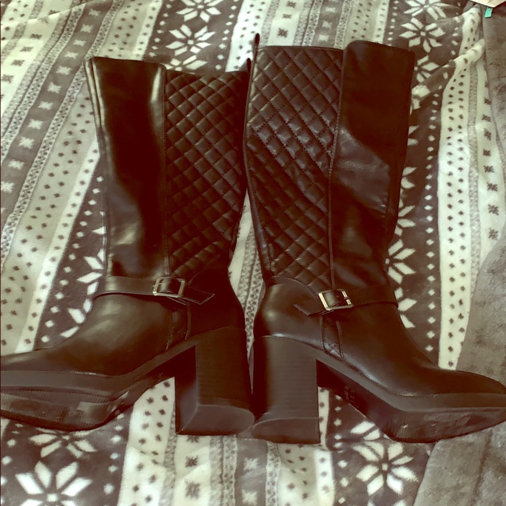 Chunky Heeled Boots